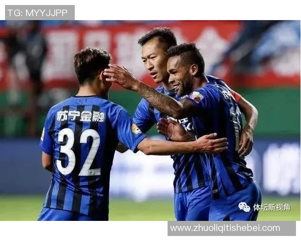 足球明星是否已抵达兰州引发球迷热议与期待